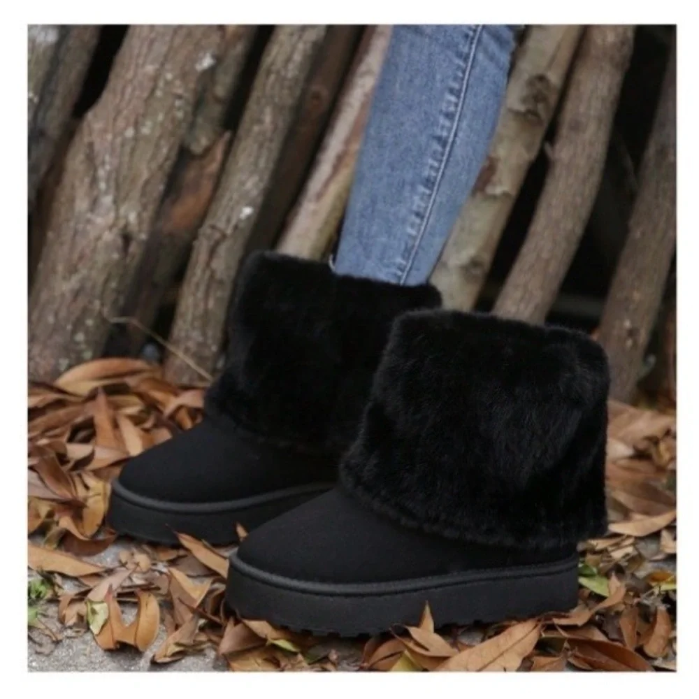 🌸SS6 - Women's Black Fur-Lined Boots🖤